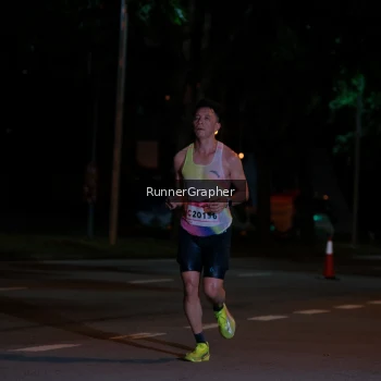 Runner Photo 1805760
