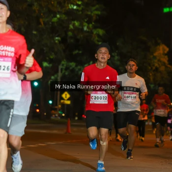 Runner Photo 1805833