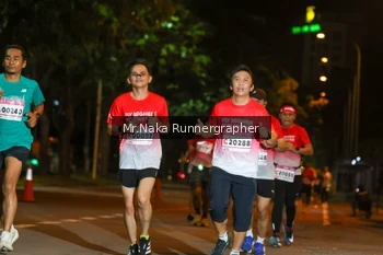 Runner Photo 1806072