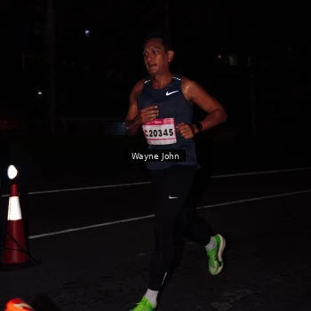 Runner Photo 1806298