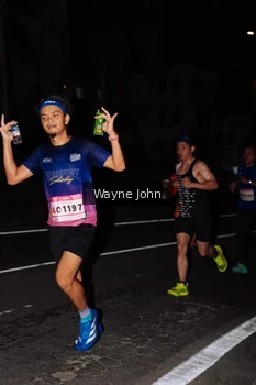 Runner Photo 1806383
