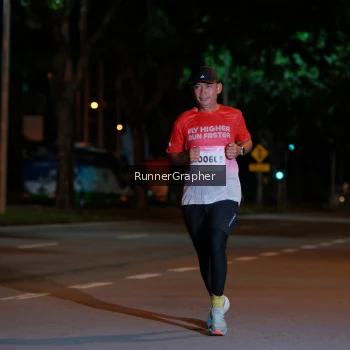 Runner Photo 1806469