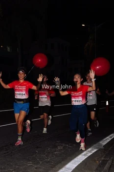 Runner Photo 1806606