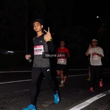 Runner Photo 1806704