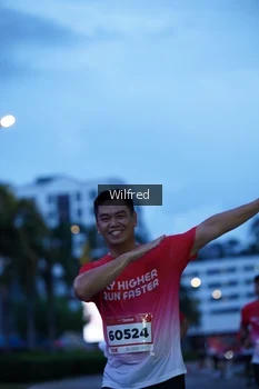 Runner Photo 1806974