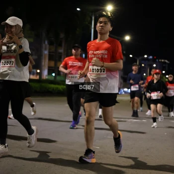 Runner Photo 1807367