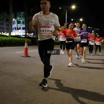 Runner Photo 1807598