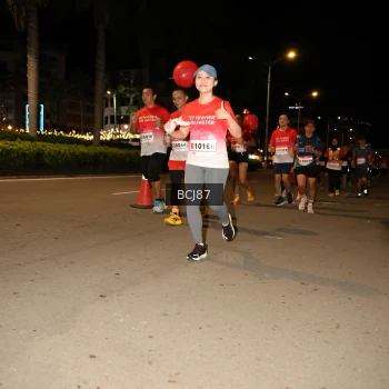 Runner Photo 1807807