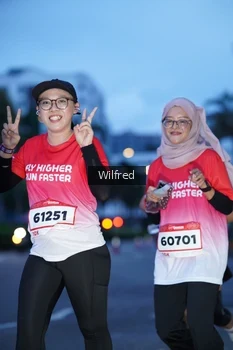 Runner Photo 1807817