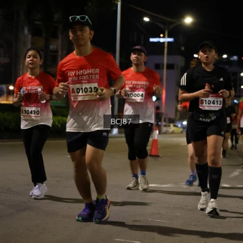 Runner Photo 1807972