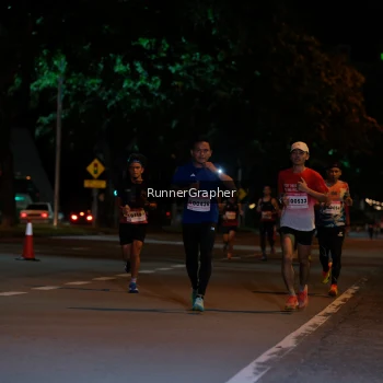 Runner Photo 1808470