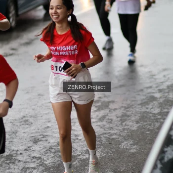Runner Photo 1808660
