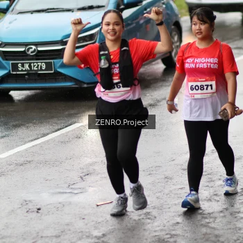 Runner Photo 1808681
