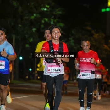 Runner Photo 1808746