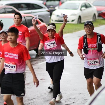 Runner Photo 1808816