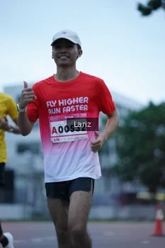 Runner Photo 1808851