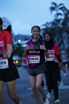 Runner Photo 1808863