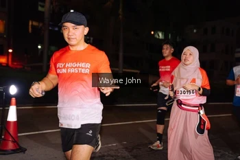 Runner Photo 1809298
