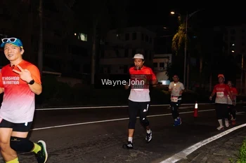 Runner Photo 1809378