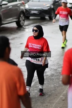 Runner Photo 1809594