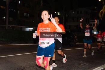 Runner Photo 1809749