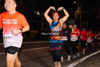 Runner Photo 1809790