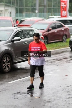 Runner Photo 1809972