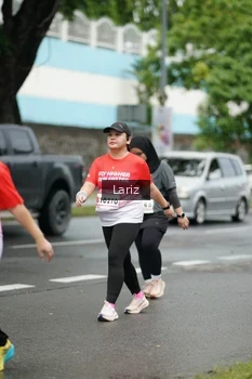 Runner Photo 1810012