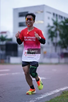 Runner Photo 1810074