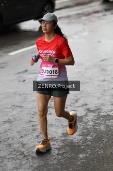 Runner Photo 1810180