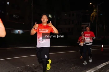 Runner Photo 1810198