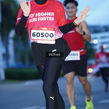 Runner Photo 1810575