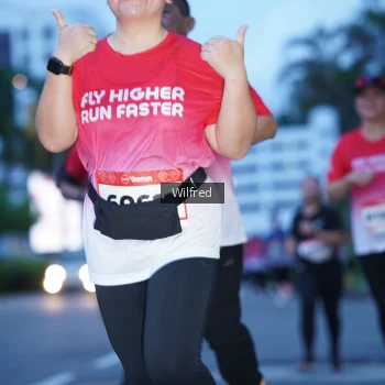 Runner Photo 1810689
