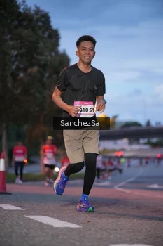 Runner Photo 1810924