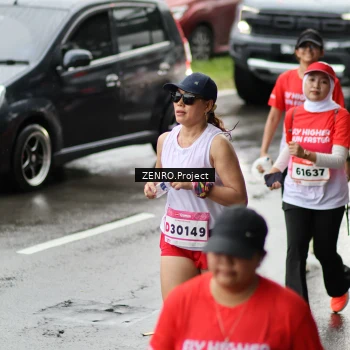 Runner Photo 1811030