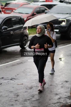 Runner Photo 1811059