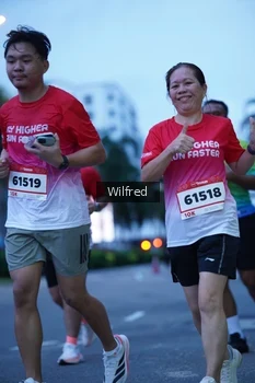 Runner Photo 1811074