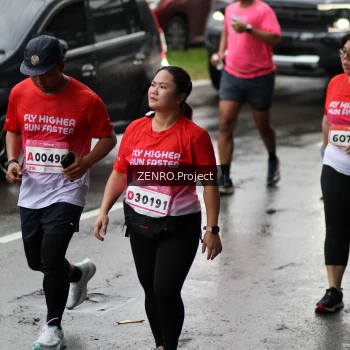 Runner Photo 1811124
