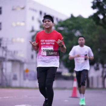 Runner Photo 1811422