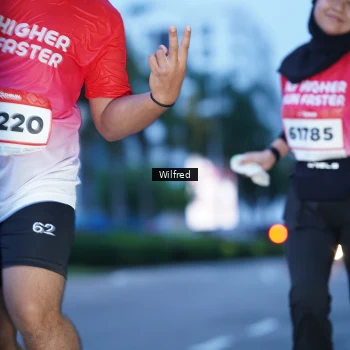 Runner Photo 1811565
