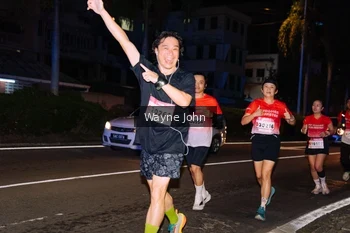 Runner Photo 1811630