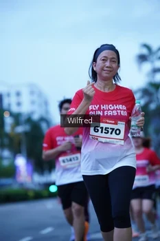 Runner Photo 1811682