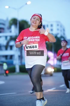 Runner Photo 1811787