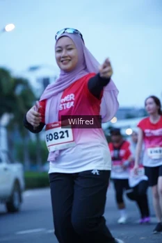 Runner Photo 1811869