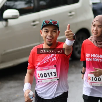 Runner Photo 1811870