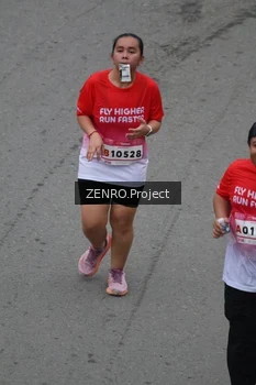 Runner Photo 1811900