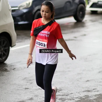 Runner Photo 1811948