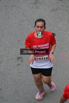 Runner Photo 1811971