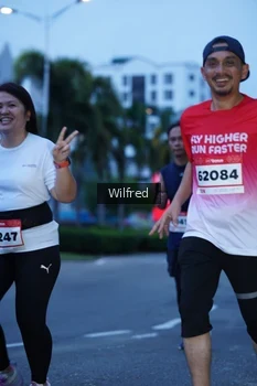 Runner Photo 1812185
