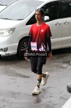 Runner Photo 1812214